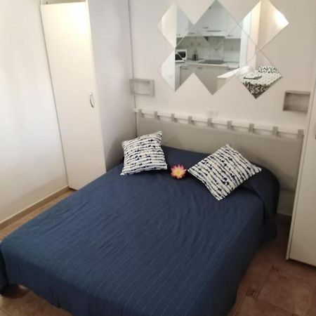 Apartament House Lilu - Luminoso Monolocale Arona  Zewnętrze zdjęcie