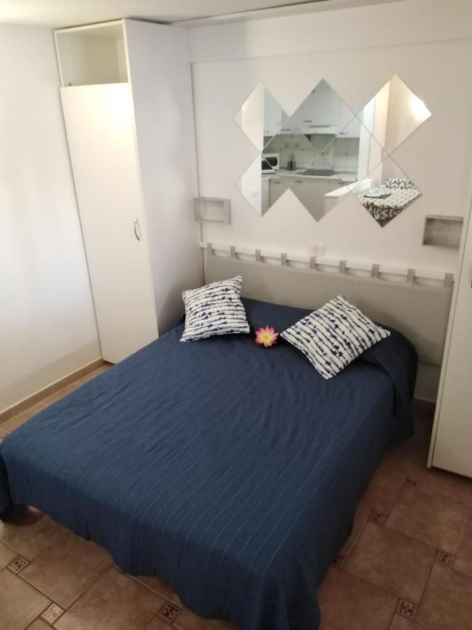 Apartament House Lilu - Luminoso Monolocale Arona  Zewnętrze zdjęcie